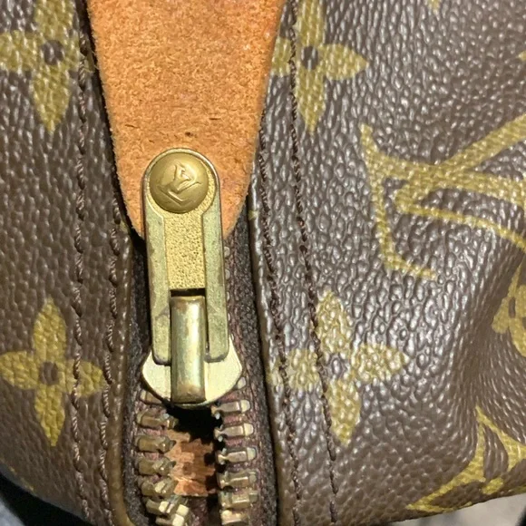 ❗️SOLD❗️Louis Vuitton Speedy 40 - w/ Twilly - Picture 10 of 16